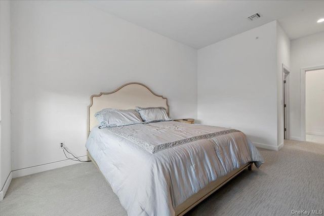 240 Fall Court, Elwood, NY 11731
