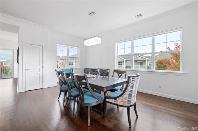 240 Fall Court, Elwood, NY 11731