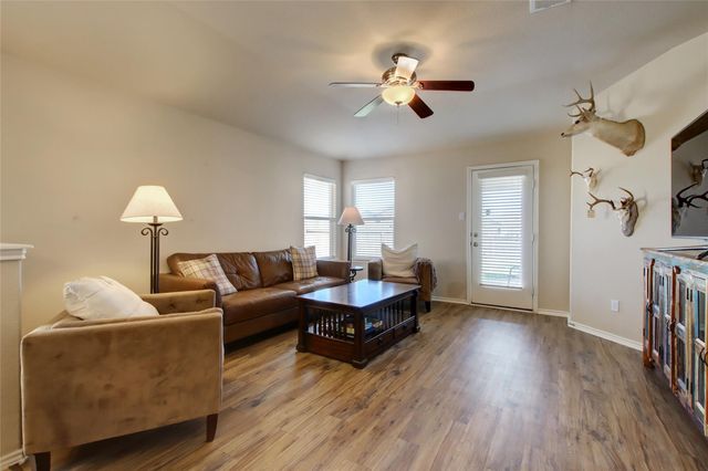 2731 Herrington CV, Round Rock, TX 78665
