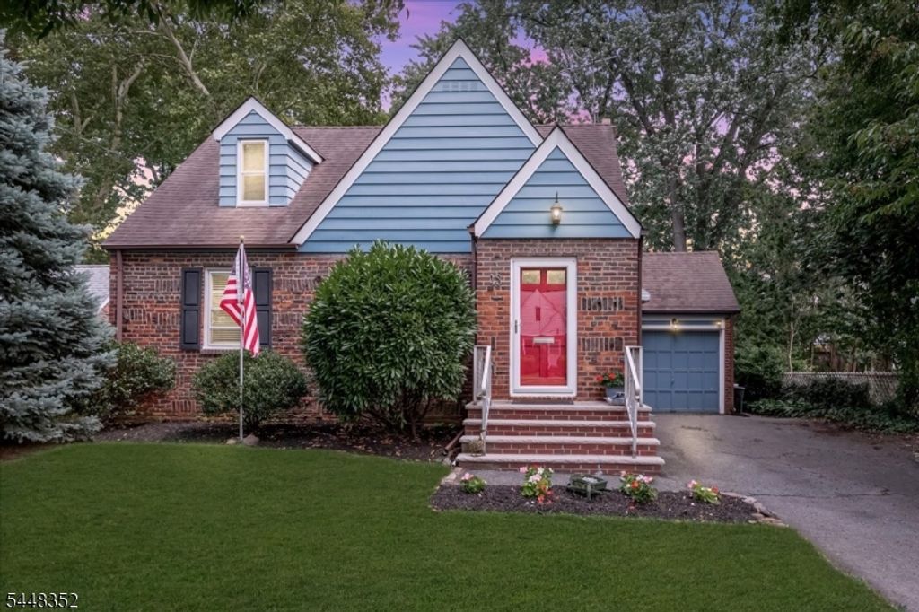 43 Iroquois Rd, Cranford Twp., NJ 07016