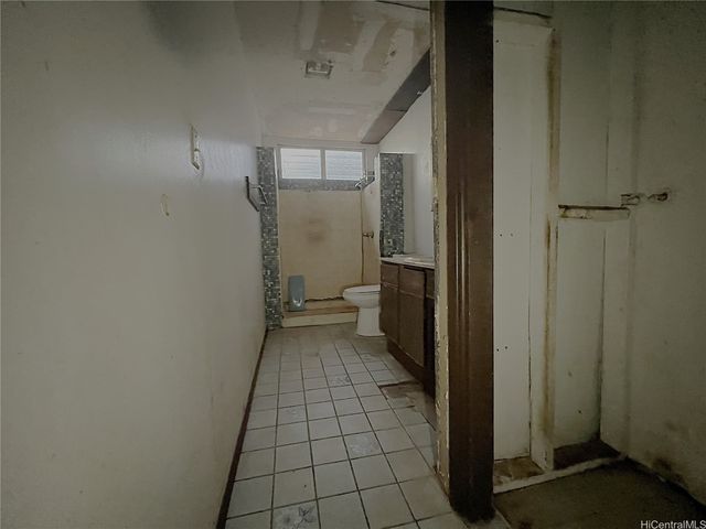 86-307 Alamihi Street, Waianae, HI 96792