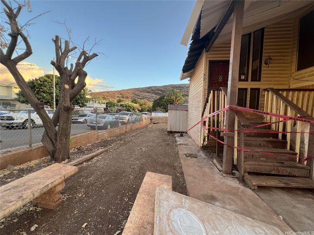 86-307 Alamihi Street, Waianae, HI 96792