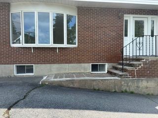 99 Garfield Ave #1, Woburn, MA 01801