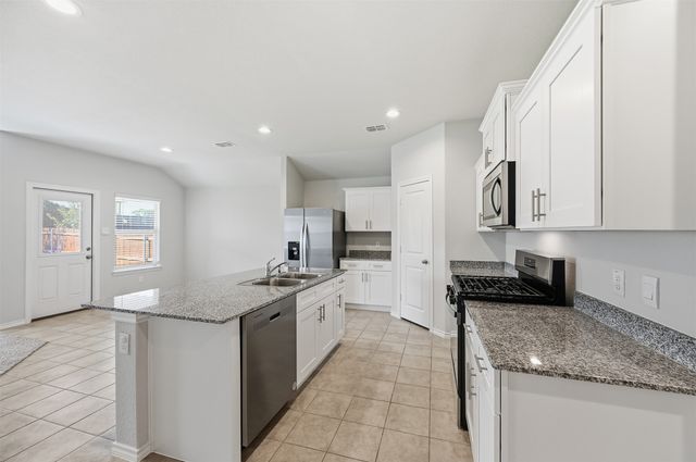 537 Bronze Circle W, Springtown, TX 76082