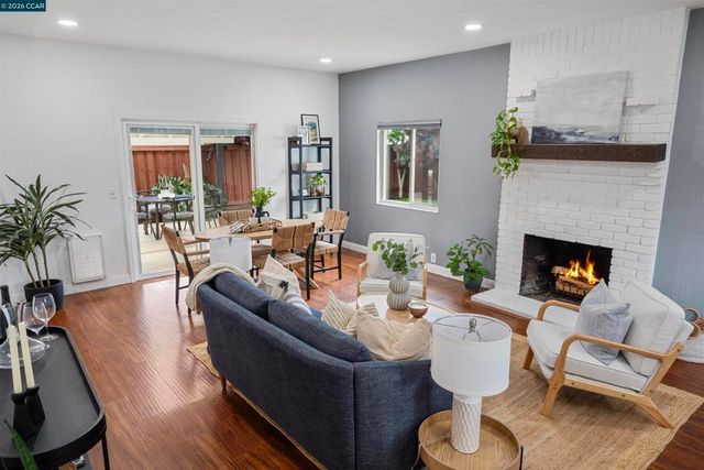 4290 Woodson Ct, Concord, CA 94521