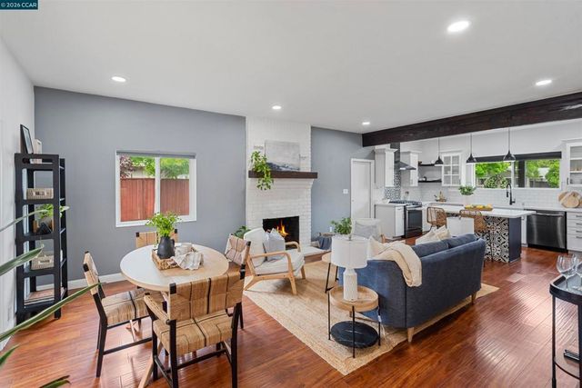 4290 Woodson Ct, Concord, CA 94521