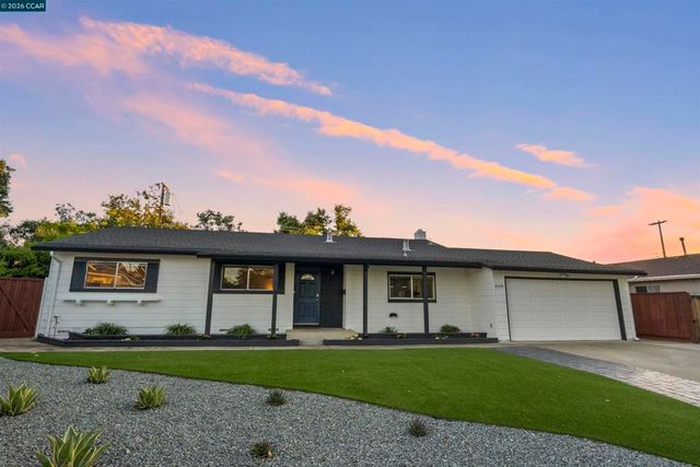 4290 Woodson Ct, Concord, CA 94521
