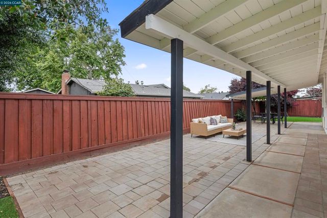 4290 Woodson Ct, Concord, CA 94521