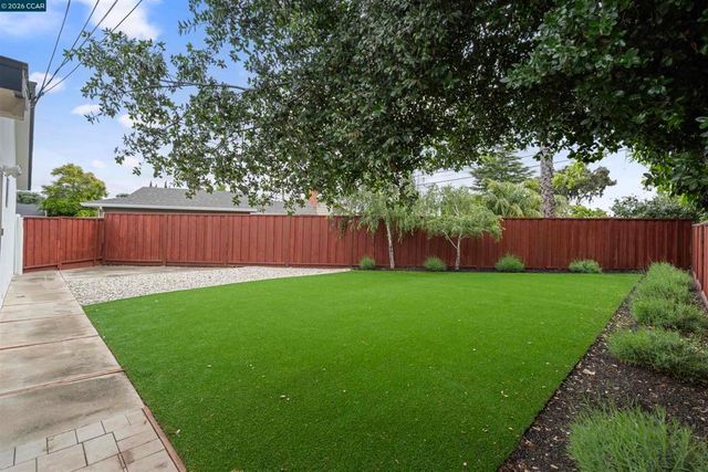4290 Woodson Ct, Concord, CA 94521