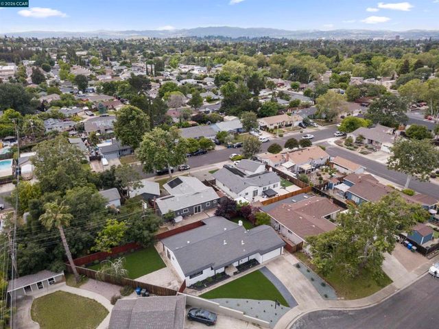 4290 Woodson Ct, Concord, CA 94521