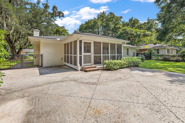 1036 S Shem Drive, Mount Pleasant, SC 29464