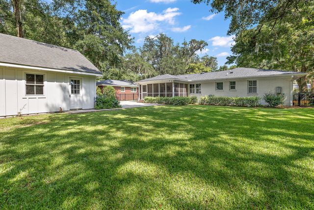 1036 S Shem Drive, Mount Pleasant, SC 29464