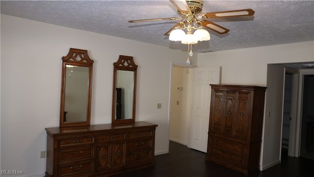 1740 Tanhollow Trail, Broadview Heights, OH 44147