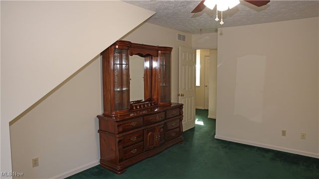 1740 Tanhollow Trail, Broadview Heights, OH 44147