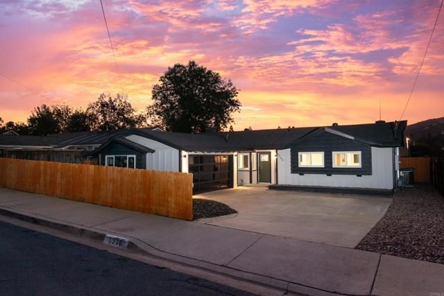 6548 Bantam Lake Circle, San Diego, CA 92119