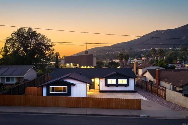 6548 Bantam Lake Circle, San Diego, CA 92119