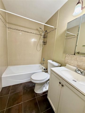 6813 S CORTEZ STREET, Tampa, FL 33616