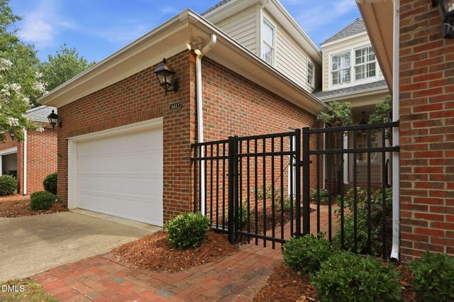 3412 Sir Colleton Court, Raleigh, NC 27612