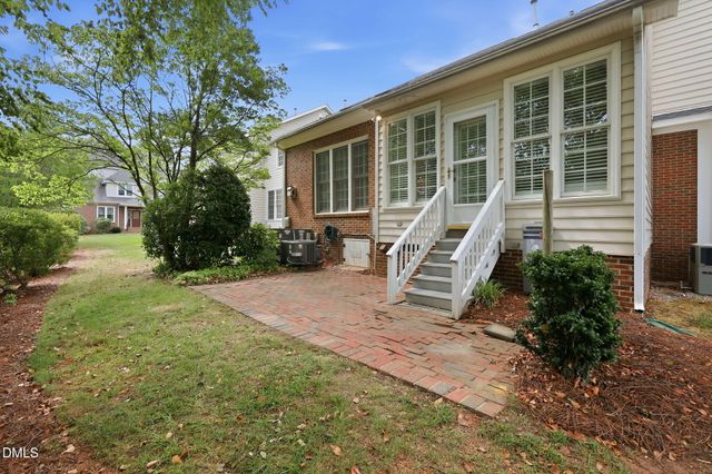 3412 Sir Colleton Court, Raleigh, NC 27612