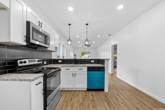 610 Canton, San Antonio, TX 78202