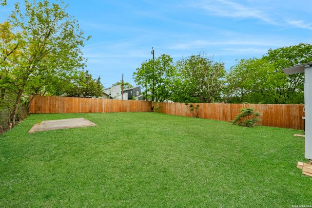 610 Canton, San Antonio, TX 78202