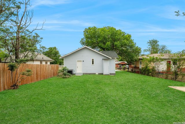 610 Canton, San Antonio, TX 78202