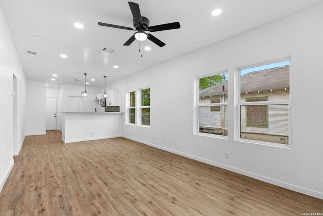 610 Canton, San Antonio, TX 78202