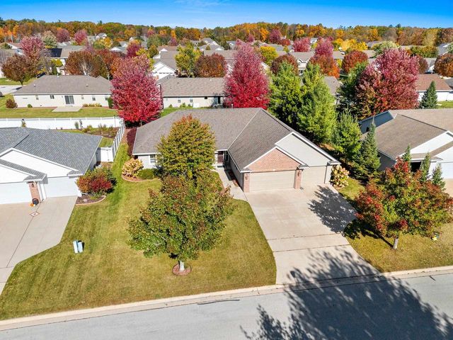 3353 SITKA STREET, Green Bay, WI 54311