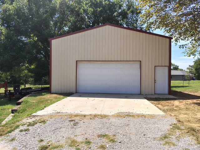 27793 E 161st Street S, Coweta, OK 74429