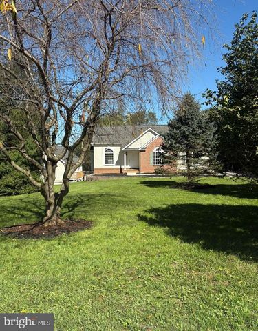 387 GARVINE MILL RD, Fawn Grove, PA 17321