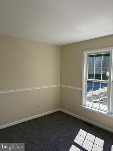 387 GARVINE MILL RD, Fawn Grove, PA 17321