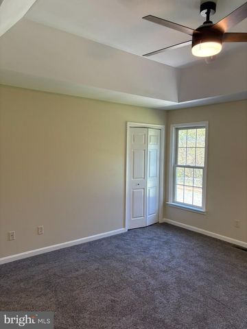 387 GARVINE MILL RD, Fawn Grove, PA 17321