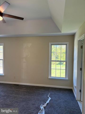 387 GARVINE MILL RD, Fawn Grove, PA 17321