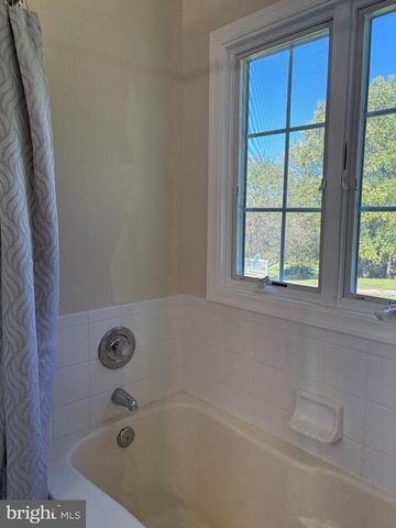 387 GARVINE MILL RD, Fawn Grove, PA 17321