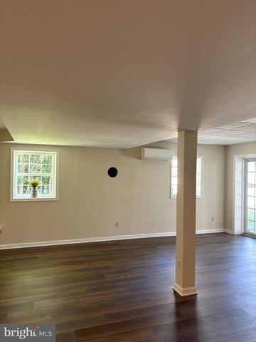 387 GARVINE MILL RD, Fawn Grove, PA 17321