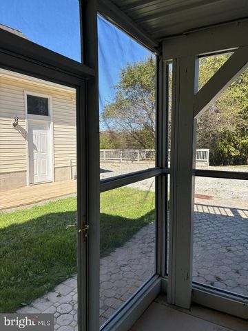 387 GARVINE MILL RD, Fawn Grove, PA 17321