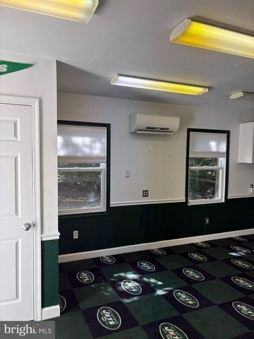 387 GARVINE MILL RD, Fawn Grove, PA 17321