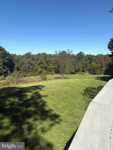 387 GARVINE MILL RD, Fawn Grove, PA 17321