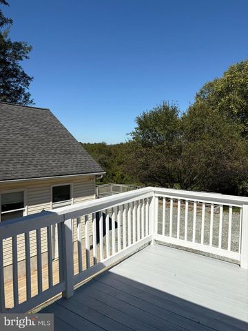 387 GARVINE MILL RD, Fawn Grove, PA 17321