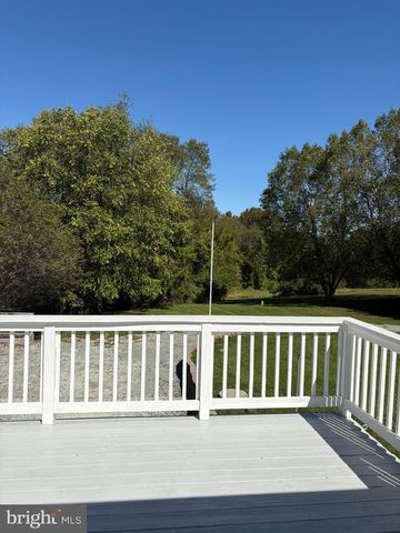 387 GARVINE MILL RD, Fawn Grove, PA 17321