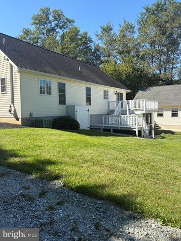 387 GARVINE MILL RD, Fawn Grove, PA 17321