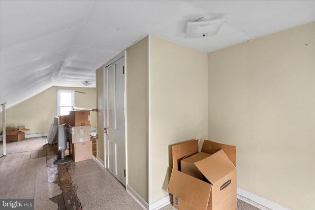 247 MARTIN AVE, Chambersburg, PA 17201