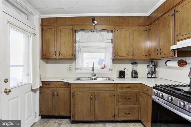 247 MARTIN AVE, Chambersburg, PA 17201