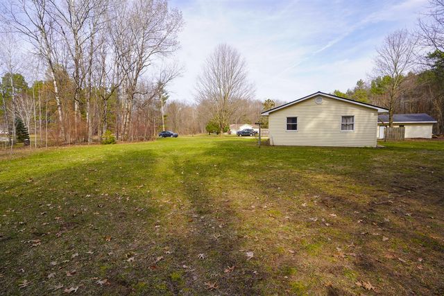 8365 Greenwood Lane, Newaygo, MI 49337