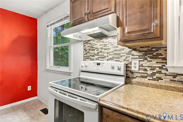 4024 Old Iron Rd, Prince George, VA 23860
