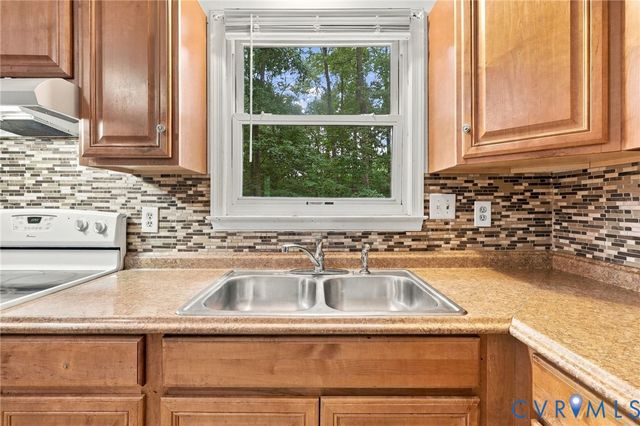 4024 Old Iron Rd, Prince George, VA 23860