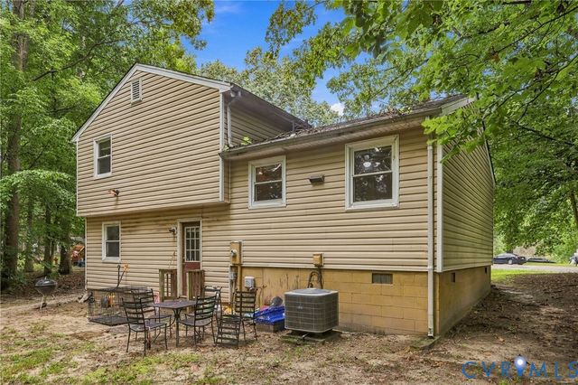 4024 Old Iron Rd, Prince George, VA 23860