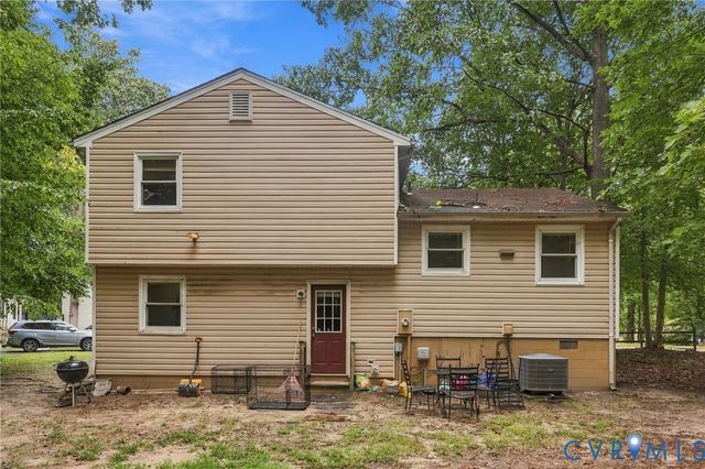 4024 Old Iron Rd, Prince George, VA 23860