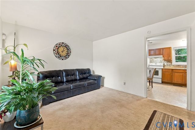 4024 Old Iron Rd, Prince George, VA 23860