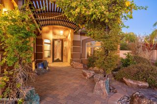 1556 W Periwinkle Place, Tucson, AZ 85737